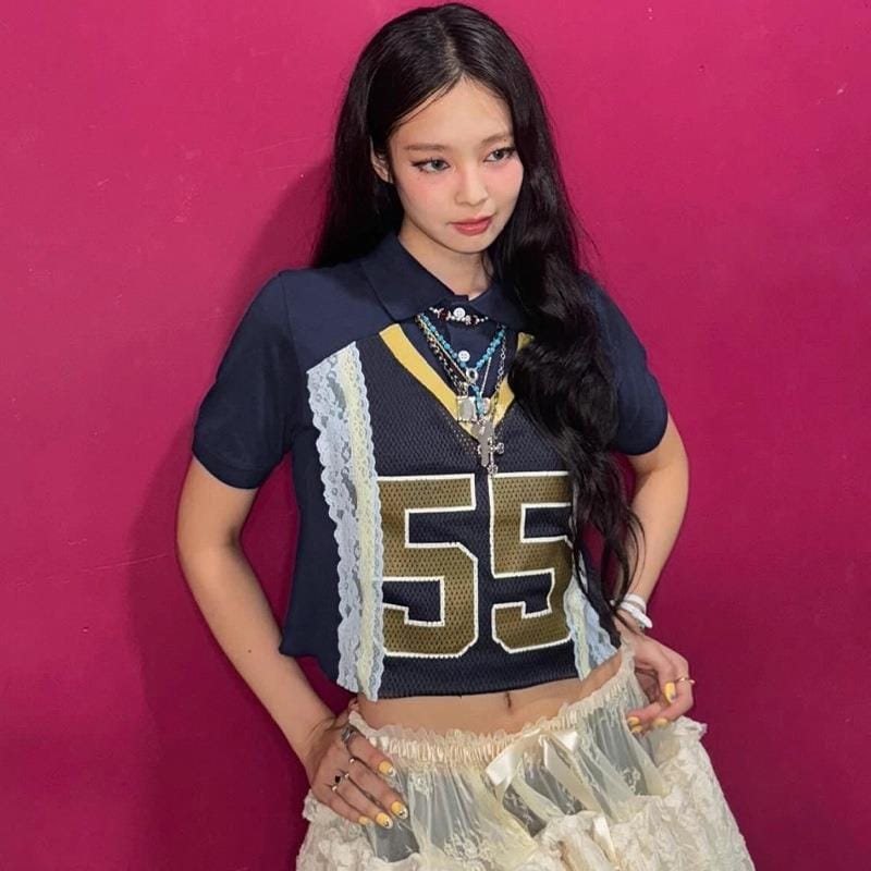 CAMISETA JENNIE (BLACKPINK) 100% POLIÉSTER