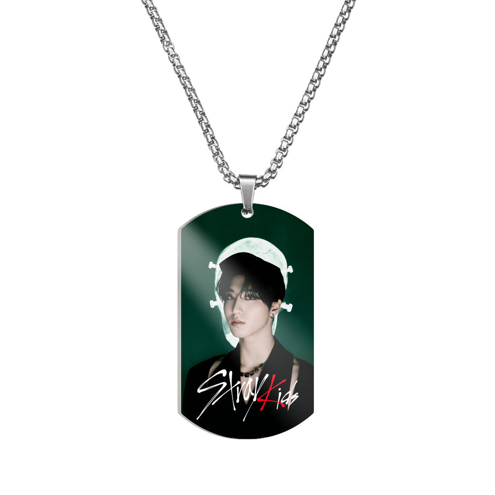 COLLAR STRAY KIDS ACERO INOXIDABLE