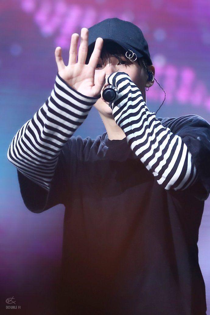 GORRA DE PERMISO PARA BAILAR DE BTS