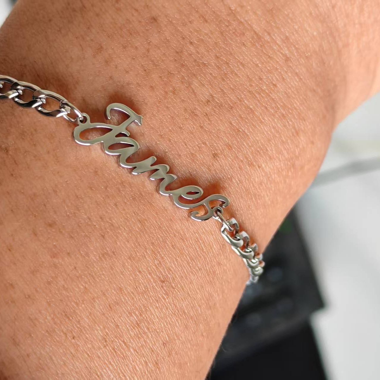 PULSERAS CORTIS ACERO TITANIO