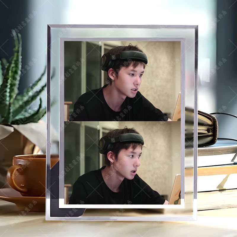 CORTIS MARTIN DECORATIVE FRAME - VARIOUS IMAGES