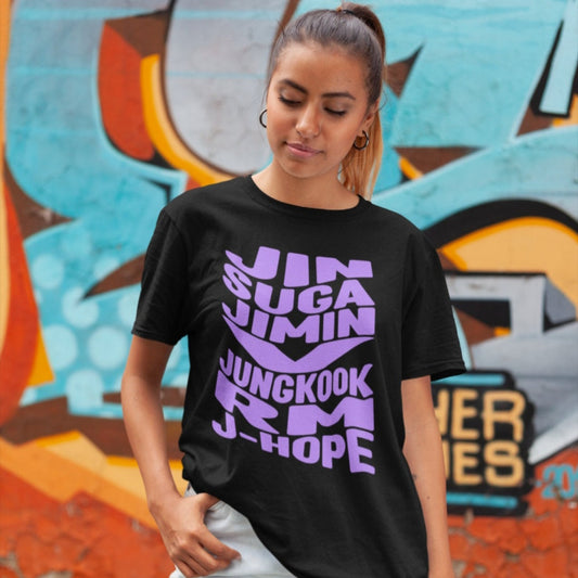 CAMISETA BTS 100% ALGODÓN (blanca y negra) 