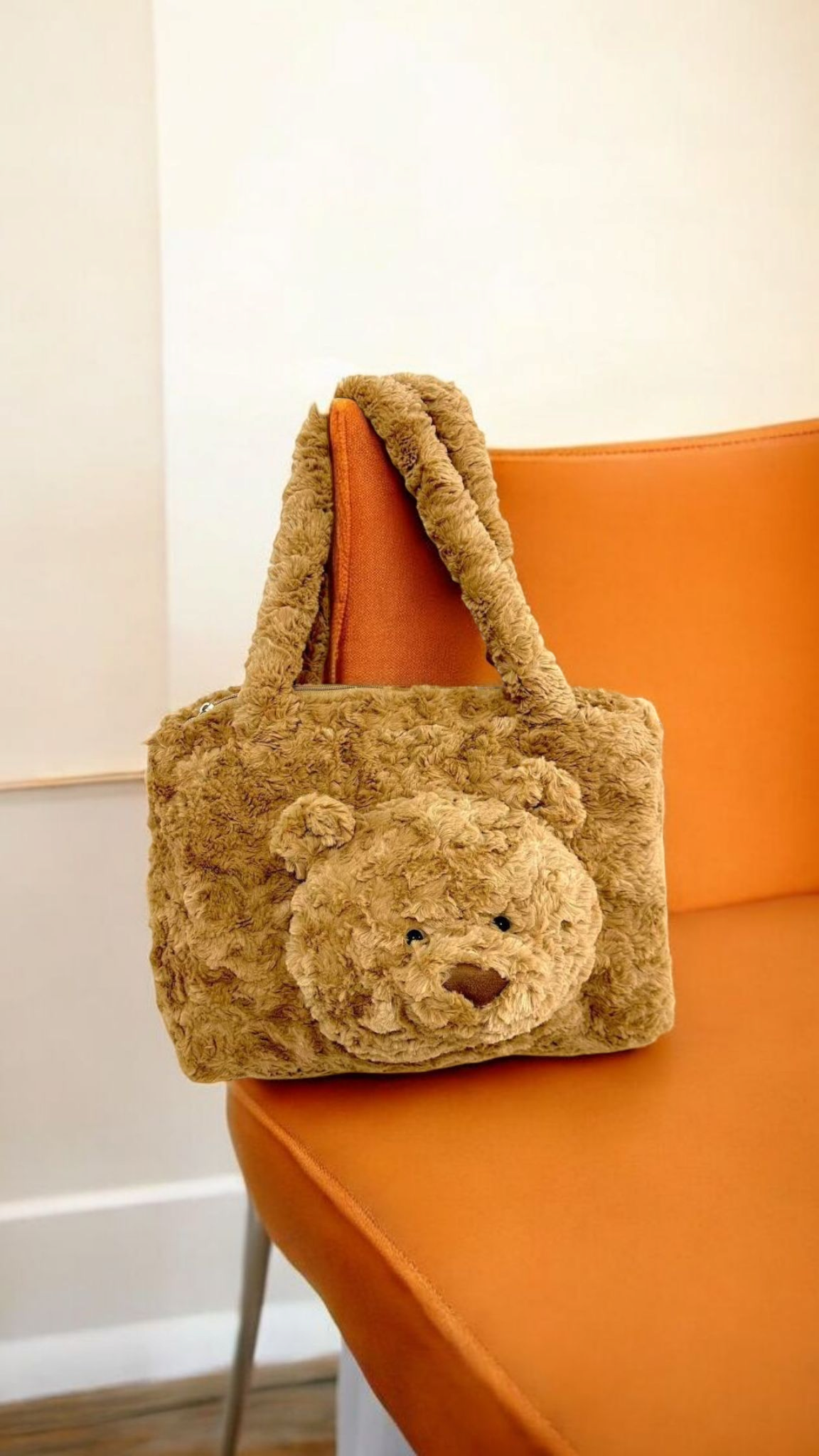 V PLUSH BEAR BAG
