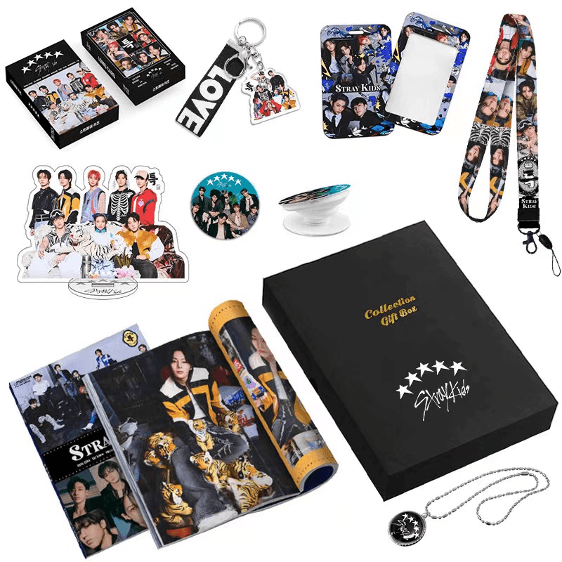 KIT CON FOTOLIBRO, TARJETAS FOTOGRÁFICAS, COLLAR, POP SOCKET Y + ARTÍCULOS (¡VARIOS GRUPOS!✨)